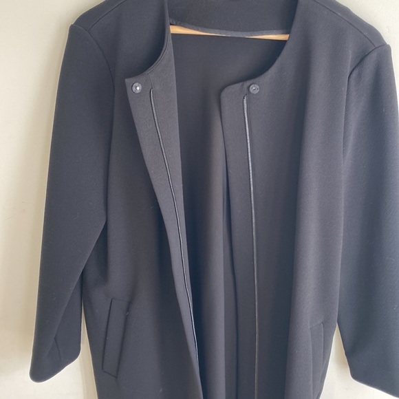 COS black overcoat - Picture 5 of 6